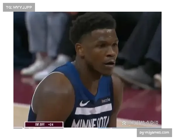 镜头特写：爱德华兹隔扣后捶胸怒吼，森林狼单节完成6次封盖